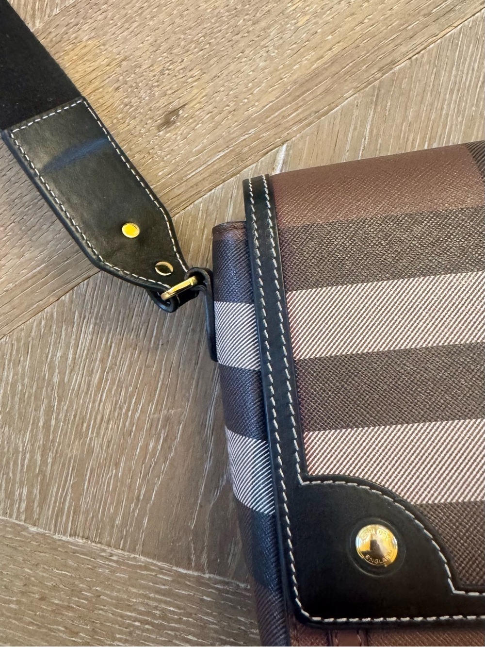 Burberry Note Giant Check E-Canvas Crossbody Bag - Picture 10 of 14
